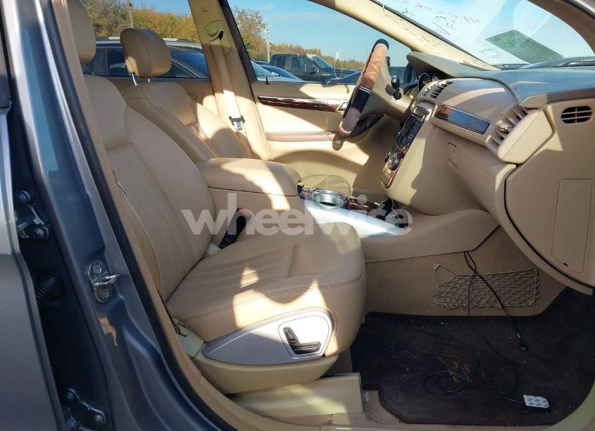 Photo 5 of 2010 Mercedes-benz R 350 4MATIC (VIN 4JGCB6FE6AA109728)