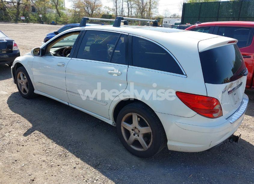 Photo 3 of 2010 Mercedes-benz R 350 4MATIC (VIN 4JGCB6FE9AA101574)