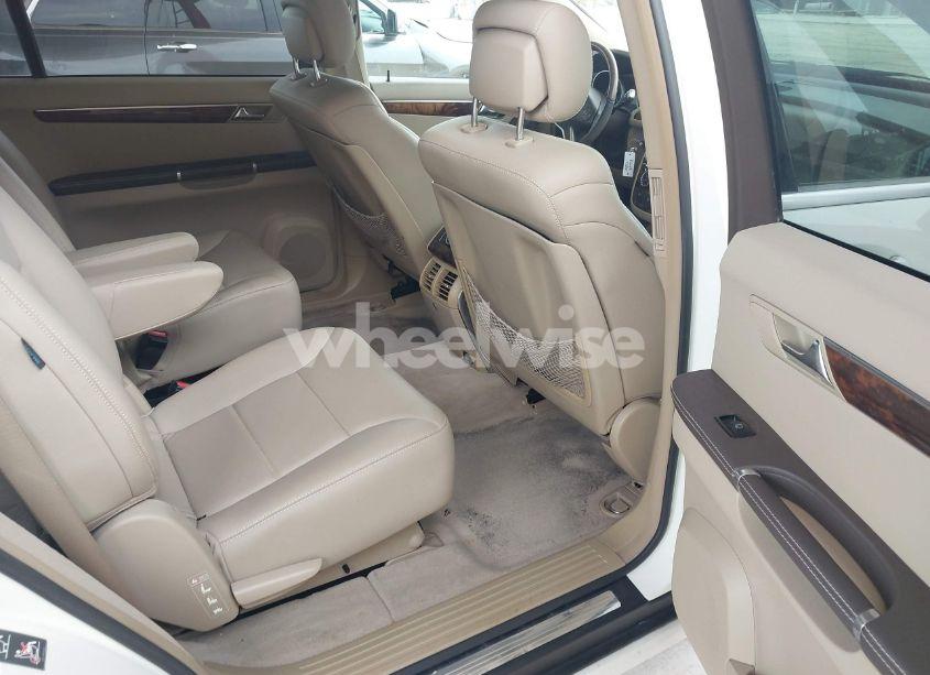 Photo 8 of 2011 Mercedes-benz R 350 4MATIC (VIN 4JGCB6FEXBA113685)