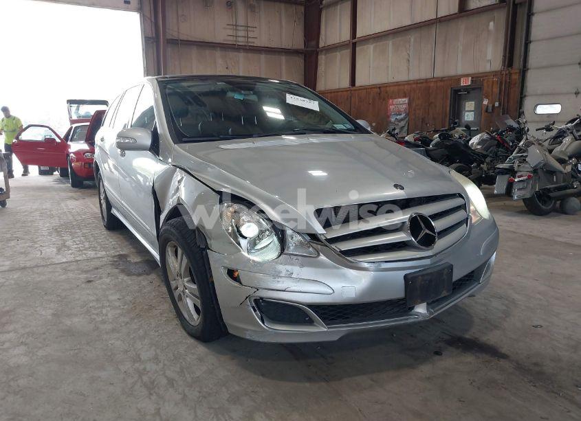 Photo 12 of 2006 Mercedes-benz R 500 4MATIC (VIN 4JGCB75E36A004479)