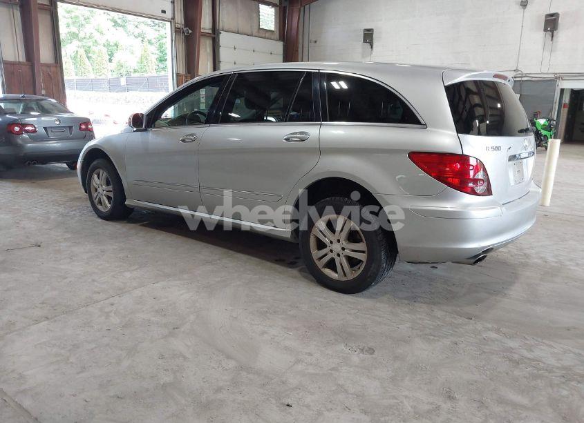 Photo 3 of 2006 Mercedes-benz R 500 4MATIC (VIN 4JGCB75E36A004479)