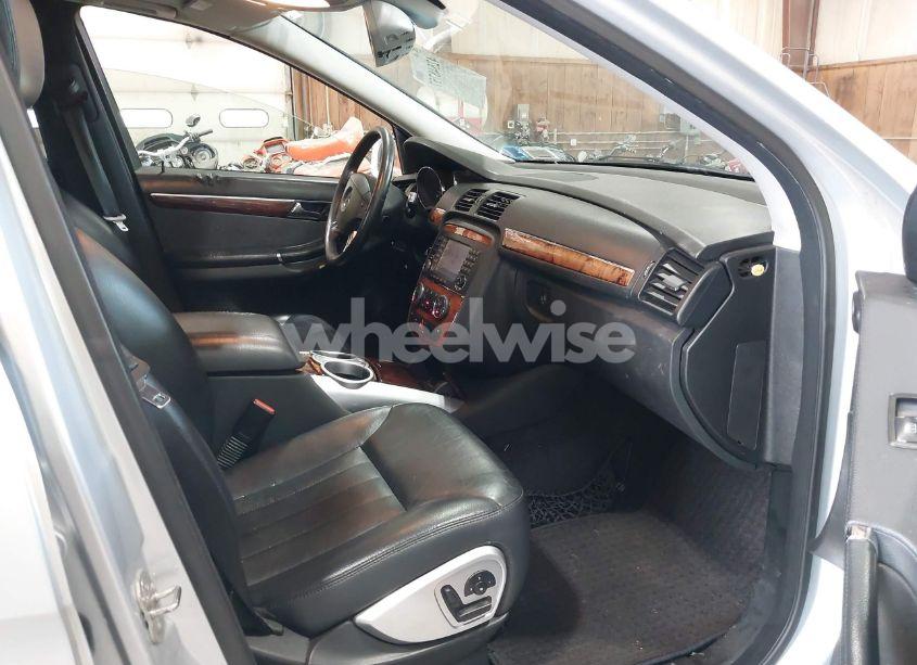 Photo 5 of 2006 Mercedes-benz R 500 4MATIC (VIN 4JGCB75E36A004479)