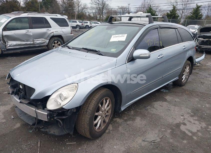 Photo 2 of 2006 Mercedes-benz R 500 4MATIC (VIN 4JGCB75E46A013191)
