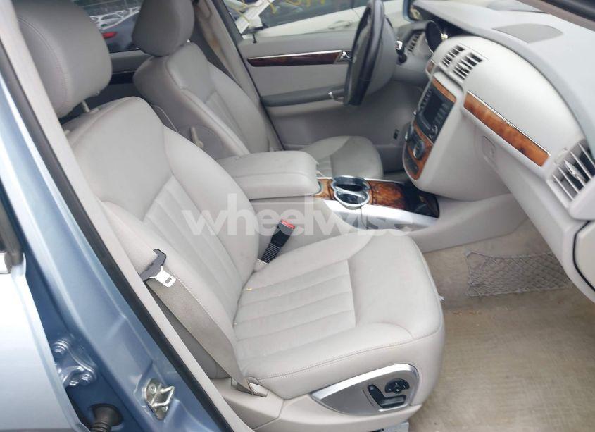 Photo 5 of 2006 Mercedes-benz R 500 4MATIC (VIN 4JGCB75E46A013191)