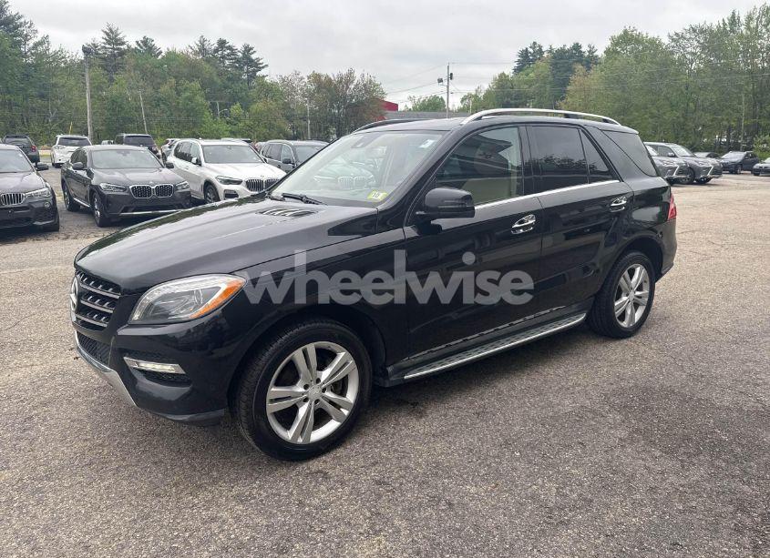 Photo 2 of 2015 Mercedes-benz Ml 250 BLUETEC (VIN 4JGDA0EB3FA510415)