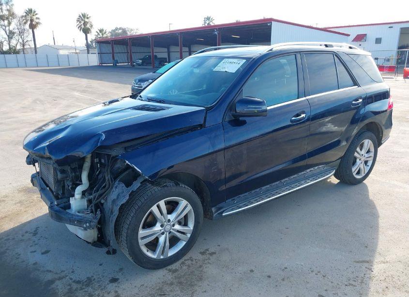 Photo 2 of 2015 Mercedes-benz Ml 250 BLUETEC 4MATIC (VIN 4JGDA0EB4FA495049)