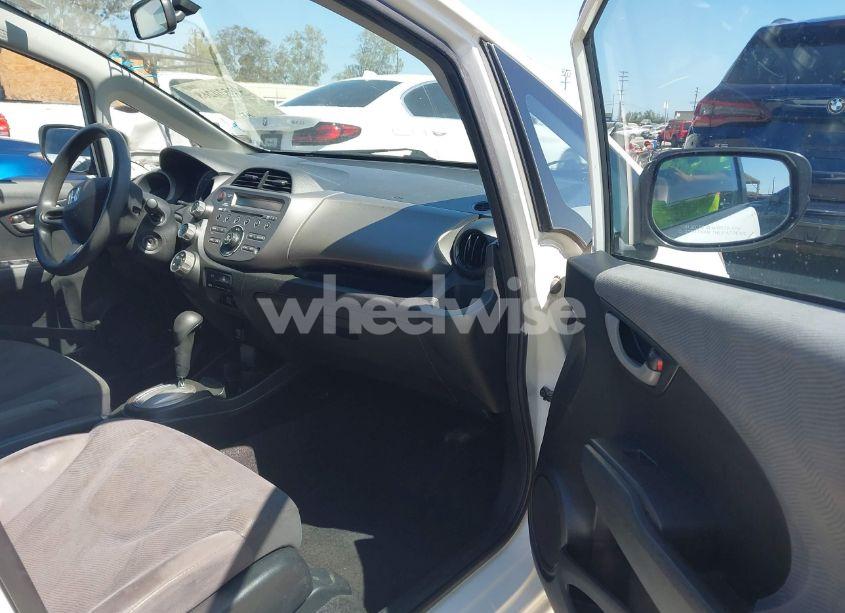 Photo 5 of 2011 Honda Fit (VIN 4JGDA2EB5DA******)