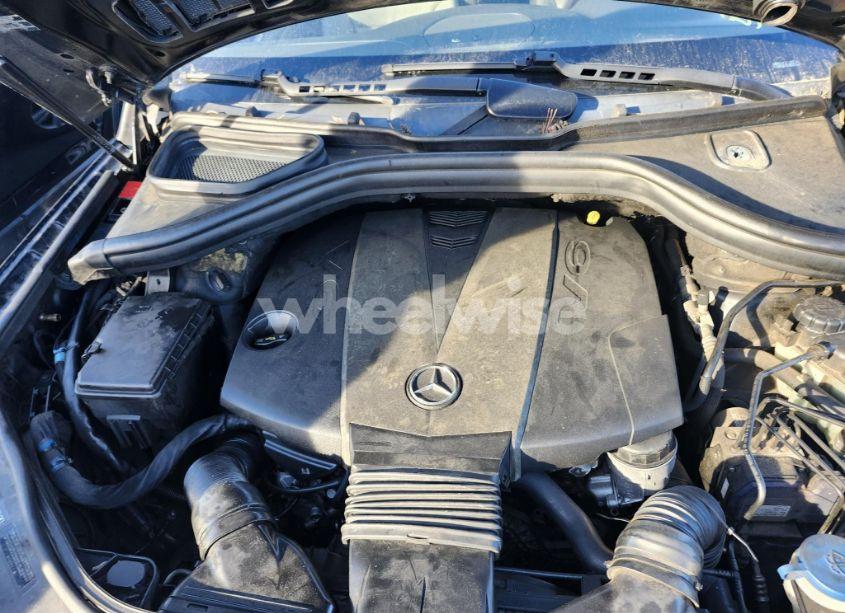 Photo 10 of 2012 Mercedes-benz Ml (VIN 4JGDA2EB6CA063618)