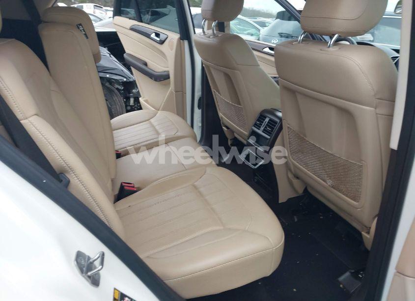 Photo 8 of 2019 Mercedes-benz Gle 400 4MATIC (VIN 4JGDA5GB0KB210149)