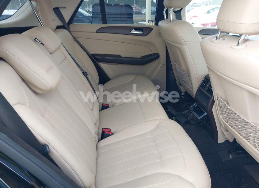 Photo 8 of 2019 Mercedes-benz Gle 400 4MATIC (VIN 4JGDA5GB1KB205851)