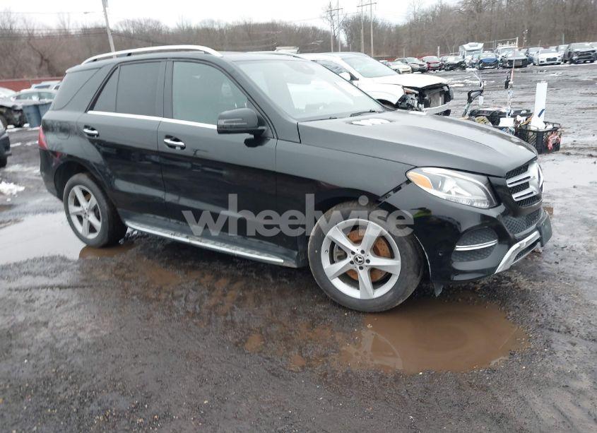 2019 Mercedes-benz Gle 400 4MATIC (VIN 4JGDA5GB3KB207679) main photo