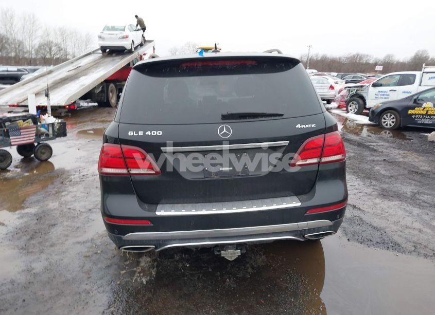 Photo 16 of 2019 Mercedes-benz Gle 400 4MATIC (VIN 4JGDA5GB3KB207679)