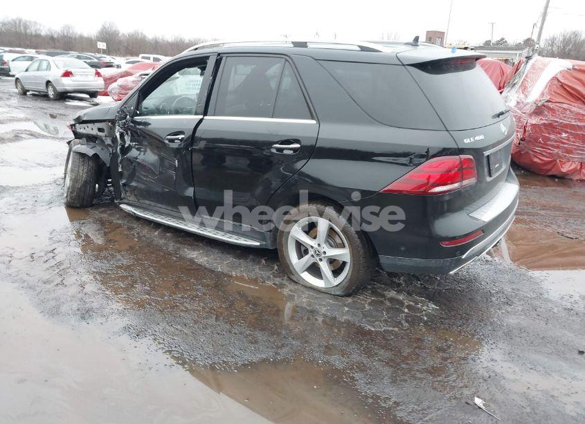 Photo 3 of 2019 Mercedes-benz Gle 400 4MATIC (VIN 4JGDA5GB3KB207679)