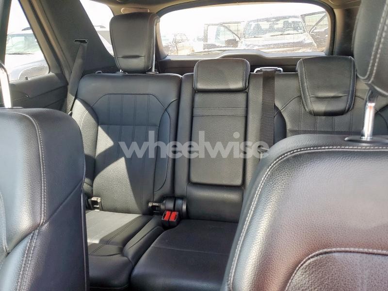 Photo 2 of 2019 MERCEDES-BENZ GLE 400 4MATIC (VIN 4JGDA5GB5KB207053)