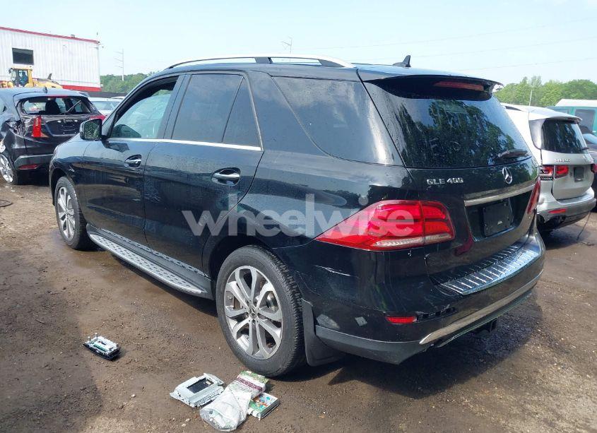 Photo 3 of 2019 Mercedes-benz Gle 400 4MATIC (VIN 4JGDA5GB5KB218442)
