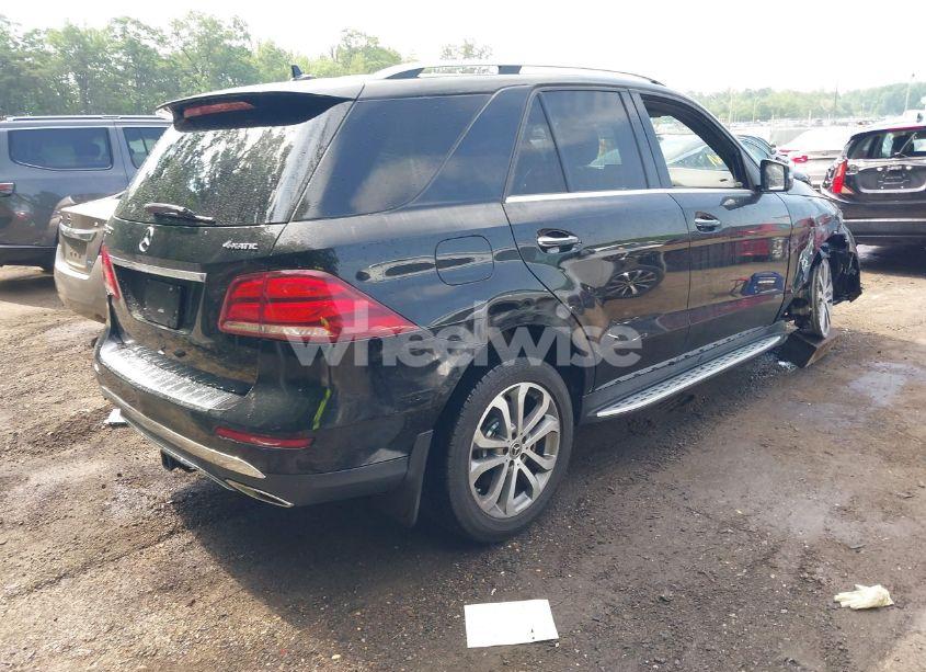 Photo 4 of 2019 Mercedes-benz Gle 400 4MATIC (VIN 4JGDA5GB5KB218442)