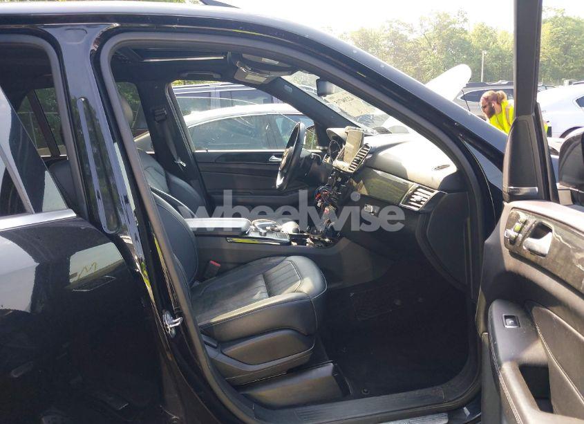 Photo 5 of 2019 Mercedes-benz Gle 400 4MATIC (VIN 4JGDA5GB5KB218442)