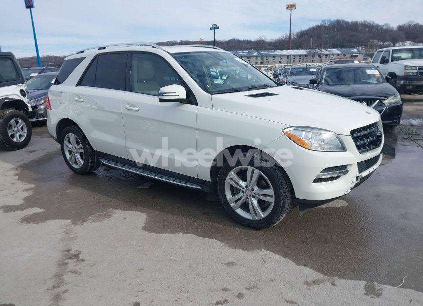 2013 Mercedes-benz Ml 350 4MATIC (VIN 4JGDA5HB0DA111872) main photo