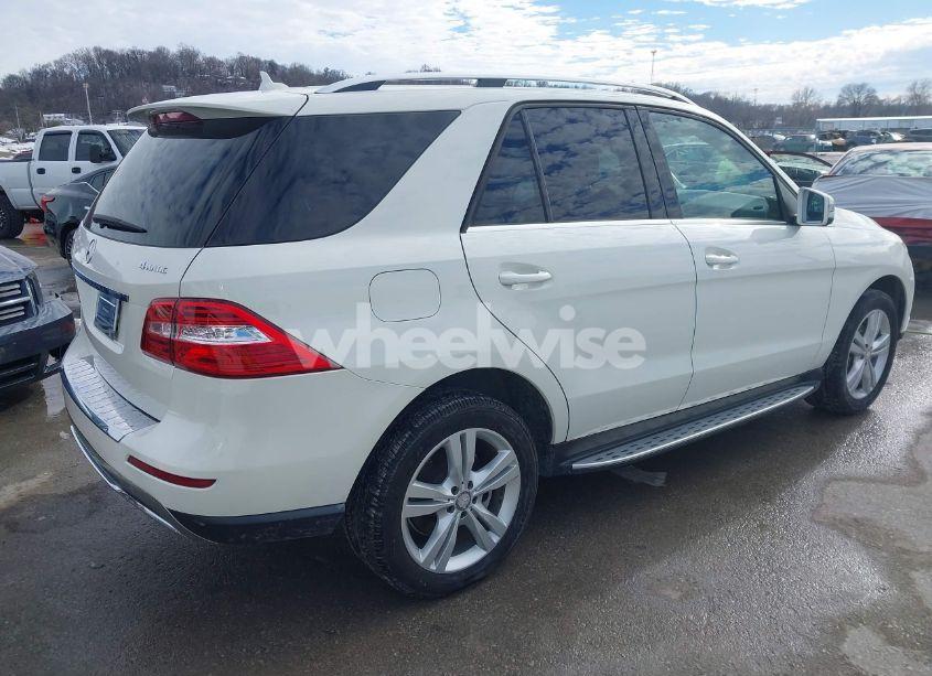 Photo 4 of 2013 Mercedes-benz Ml 350 4MATIC (VIN 4JGDA5HB0DA111872)