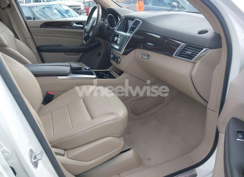 Photo 5 of 2013 Mercedes-benz Ml 350 4MATIC (VIN 4JGDA5HB0DA111872)