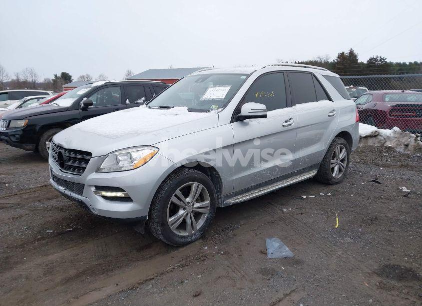 Photo 2 of 2013 Mercedes-benz Ml 350 4MATIC (VIN 4JGDA5HB0DA206450)