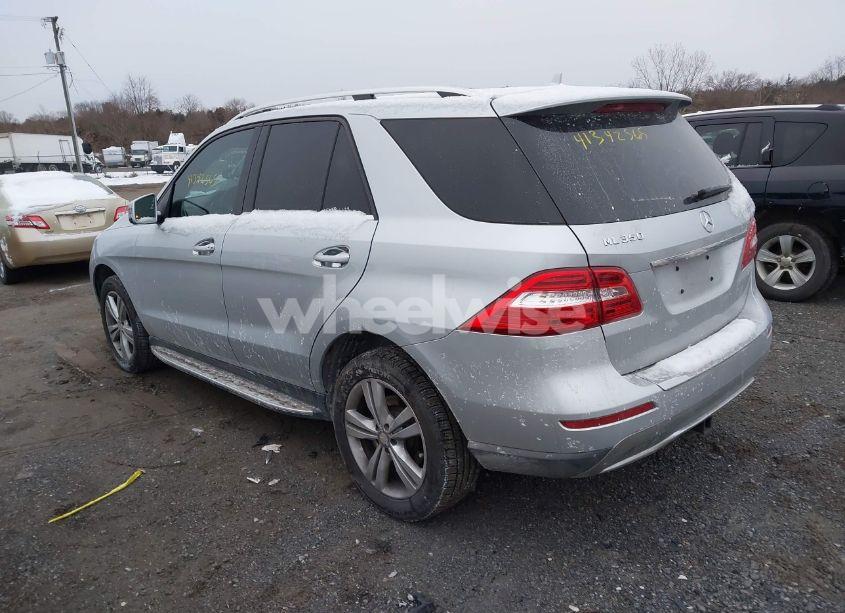 Photo 3 of 2013 Mercedes-benz Ml 350 4MATIC (VIN 4JGDA5HB0DA206450)
