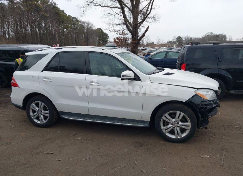 Photo 13 of 2014 Mercedes-benz Ml 350 4MATIC (VIN 4JGDA5HB0EA395974)