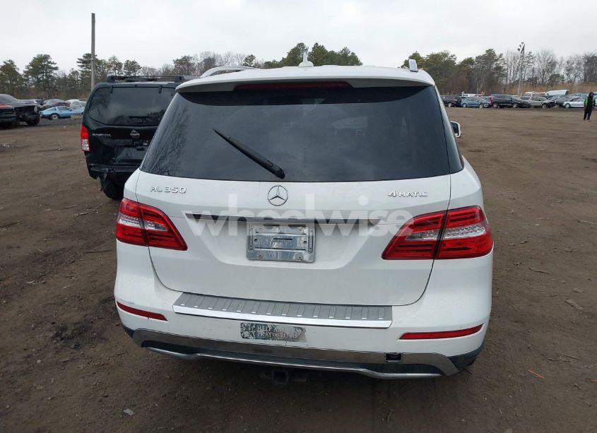 Photo 16 of 2014 Mercedes-benz Ml 350 4MATIC (VIN 4JGDA5HB0EA395974)