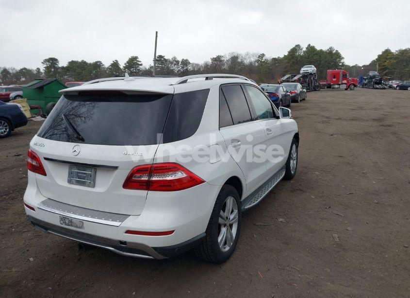 Photo 4 of 2014 Mercedes-benz Ml 350 4MATIC (VIN 4JGDA5HB0EA395974)