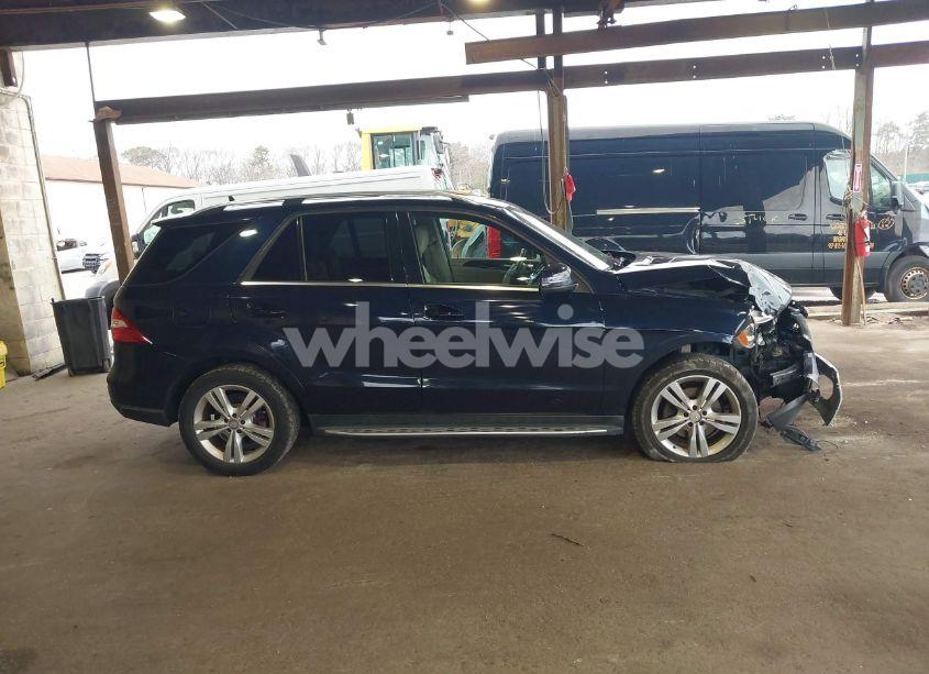 Photo 14 of 2014 Mercedes-benz Ml 350 4MATIC (VIN 4JGDA5HB0EA399894)