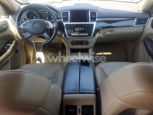 Photo 10 of 2015 MERCEDES-BENZ ML 350 4MATIC (VIN 4JGDA5HB0FA559175)