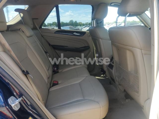 Photo 2 of 2015 MERCEDES-BENZ ML 350 4MATIC (VIN 4JGDA5HB0FA559175)