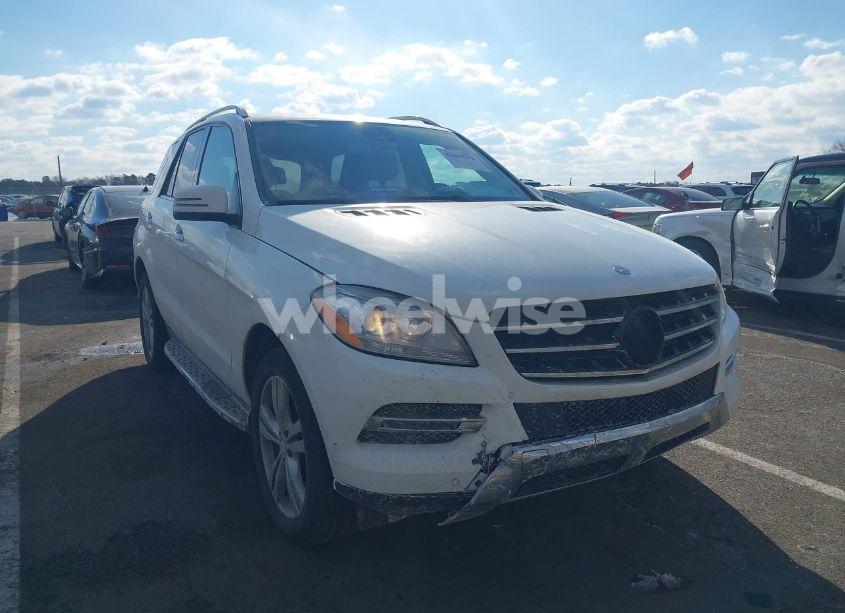 Photo 6 of 2015 Mercedes-benz Ml 350 4MATIC (VIN 4JGDA5HB0FA585890)