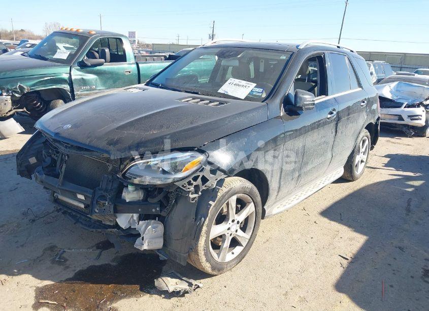 Photo 2 of 2016 Mercedes-benz Gle 350 4MATIC (VIN 4JGDA5HB0GA777960)