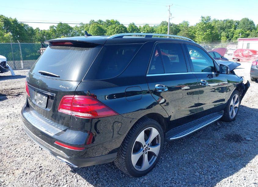 Photo 4 of 2018 Mercedes-benz Gle 350 4MATIC (VIN 4JGDA5HB0JB167168)