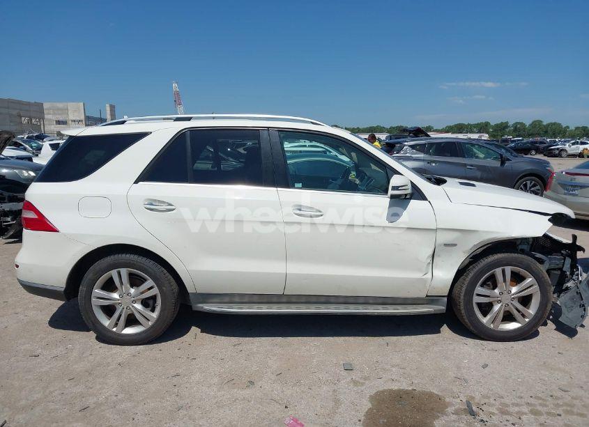 Photo 13 of 2012 Mercedes-benz Ml 350 4MATIC (VIN 4JGDA5HB1CA007860)