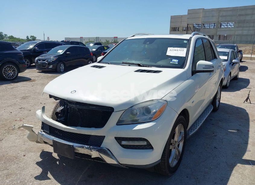 Photo 2 of 2012 Mercedes-benz Ml 350 4MATIC (VIN 4JGDA5HB1CA007860)