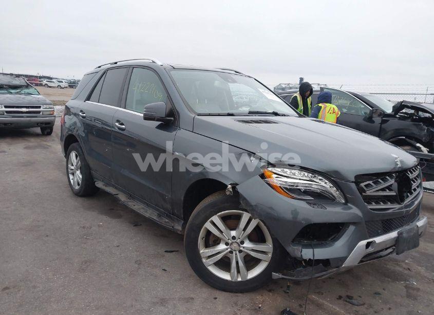 2013 Mercedes-benz Ml 350 4MATIC (VIN 4JGDA5HB1DA250182) main photo