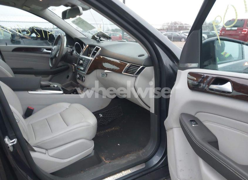 Photo 5 of 2013 Mercedes-benz Ml 350 4MATIC (VIN 4JGDA5HB1DA250182)