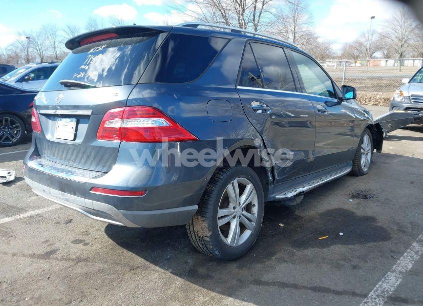 Photo 4 of 2013 Mercedes-benz Ml 350 4MATIC (VIN 4JGDA5HB1DA267189)