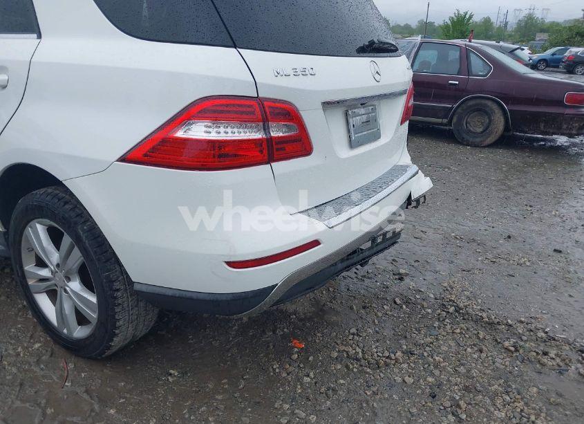 Photo 21 of 2014 Mercedes-benz Ml 350 4MATIC (VIN 4JGDA5HB1EA359999)