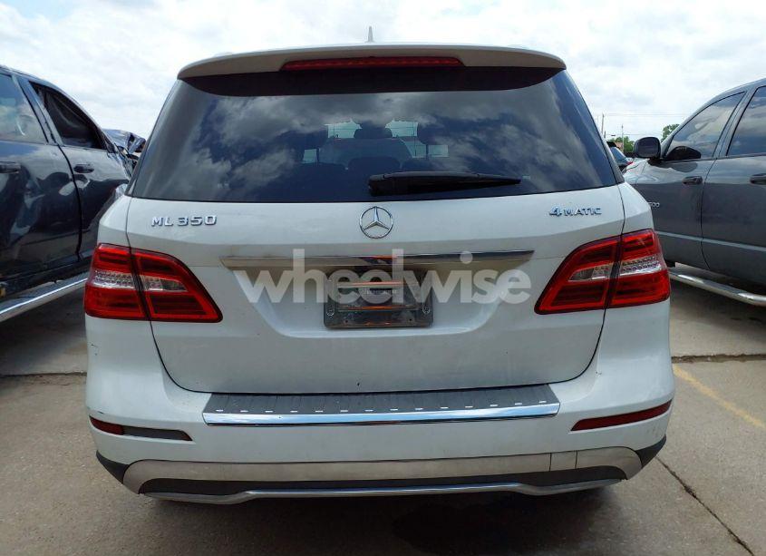 Photo 16 of 2014 Mercedes-benz Ml 350 4MATIC (VIN 4JGDA5HB1EA439030)