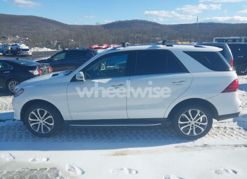 Photo 14 of 2016 Mercedes-benz Gle 350 4MATIC (VIN 4JGDA5HB1GA719503)