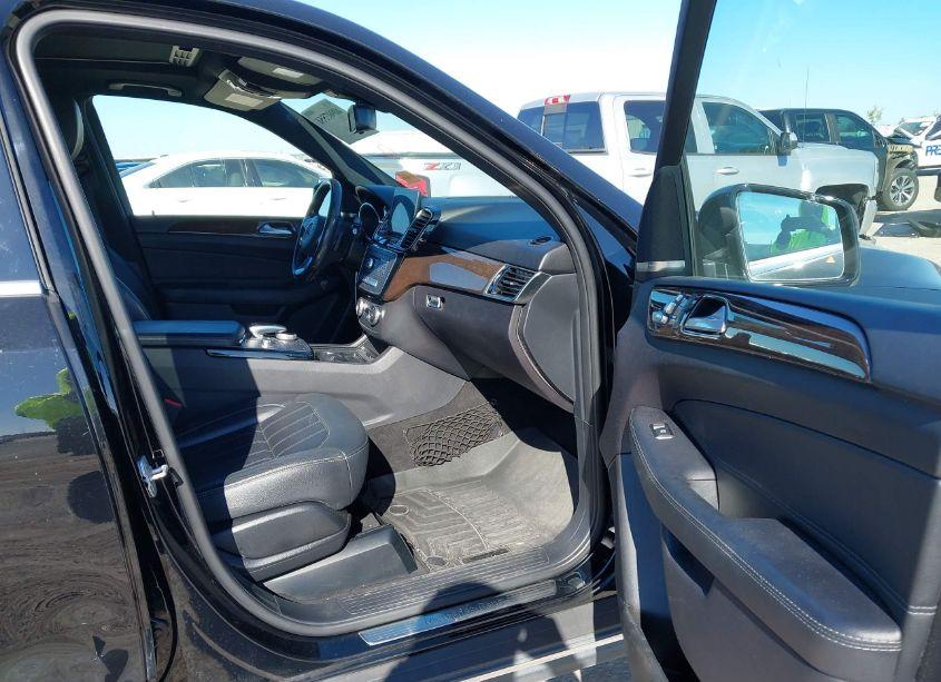 Photo 5 of 2017 Mercedes-benz Gle 350 4MATIC (VIN 4JGDA5HB1HA830845)