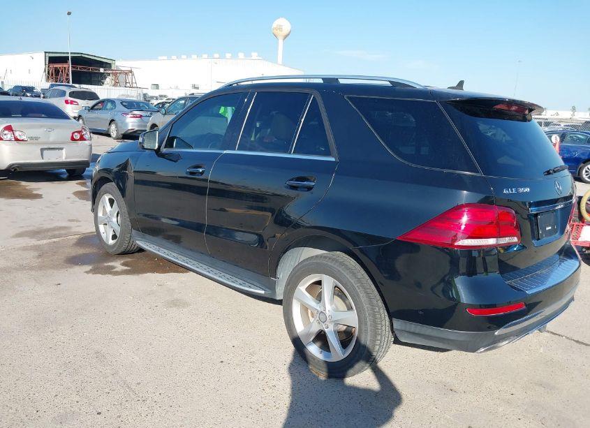 Photo 3 of 2017 Mercedes-benz Gle 350 4MATIC (VIN 4JGDA5HB1HA862484)