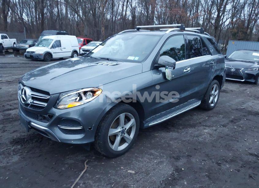 Photo 2 of 2018 Mercedes-benz Gle 350 4MATIC (VIN 4JGDA5HB1JB165722)