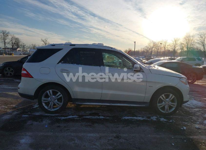 Photo 12 of 2012 Mercedes-benz Ml 350 4MATIC (VIN 4JGDA5HB2CA011030)