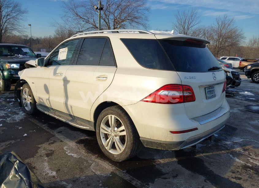 Photo 3 of 2012 Mercedes-benz Ml 350 4MATIC (VIN 4JGDA5HB2CA011030)