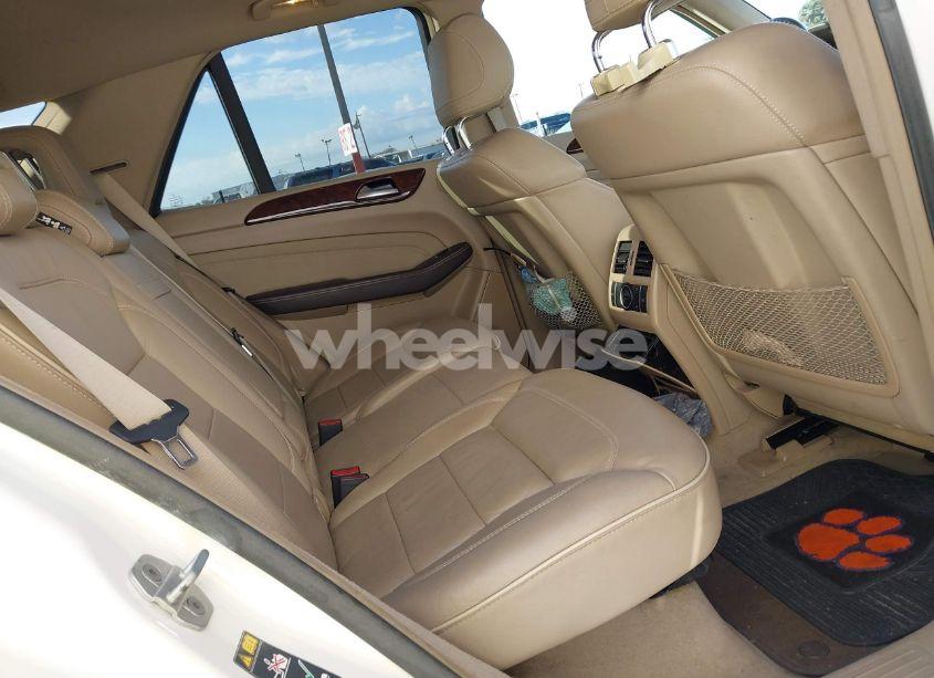 Photo 8 of 2013 Mercedes-benz Ml 350 4MATIC (VIN 4JGDA5HB2DA104390)