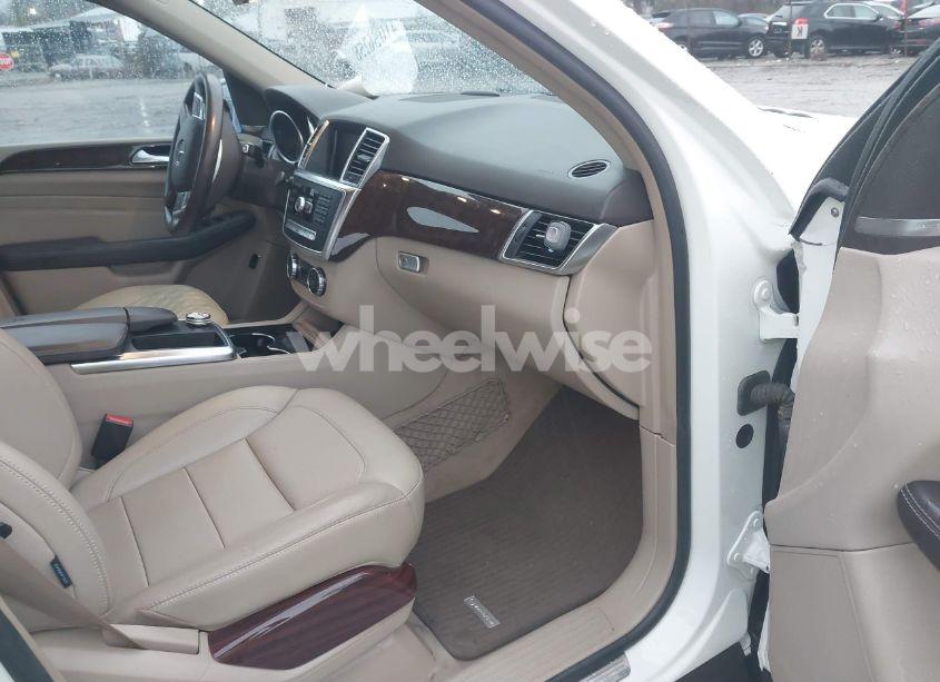 Photo 5 of 2013 Mercedes-benz Ml 350 4MATIC (VIN 4JGDA5HB2DA244598)